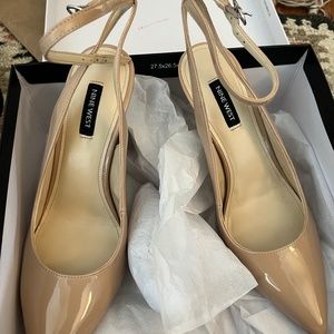 Nine West Nude Pumps Size 8.5 NWT